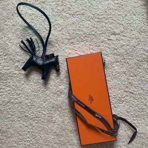 Hermès rodeo So black PM